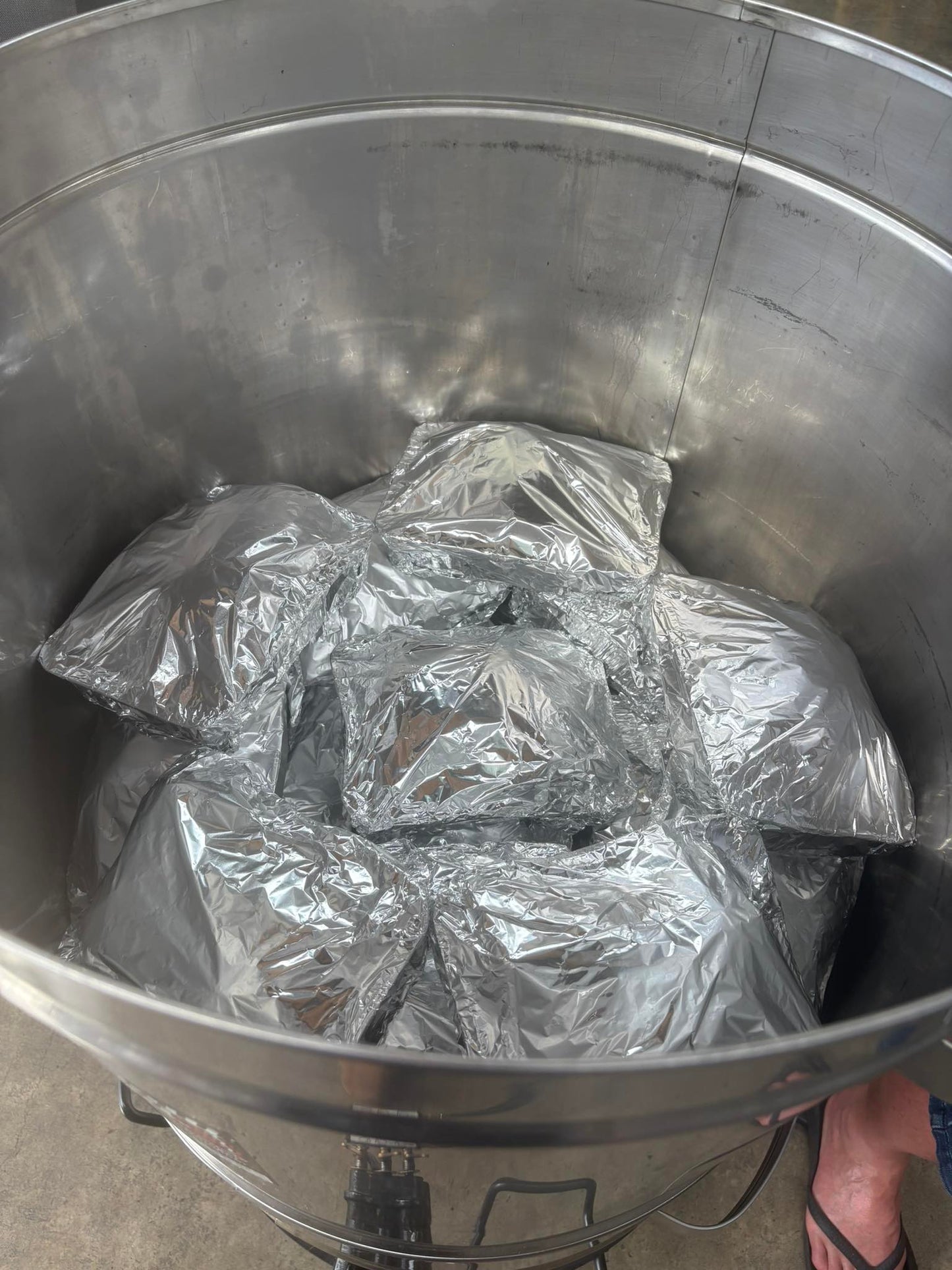GIANT 2 x 8 Basket Jumbo Supreme + MKC Kai Pot Package (Please allow 1-2 weeks for production and dispatch)